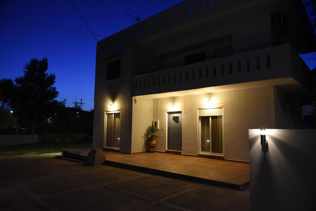 Dimitris' & Valentina'S Home プラキアス エクステリア 写真
